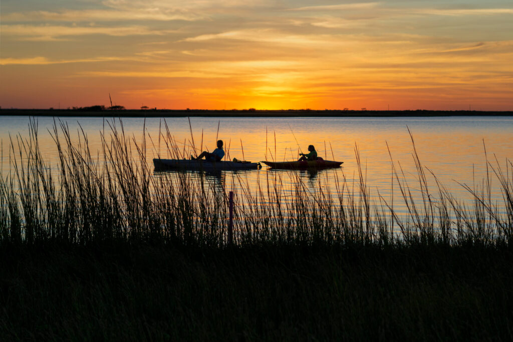 Beachside – Waterfront Land Lots – Premium waterfront land lots in Texas.